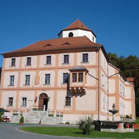 Hotel Garni Schloss Schoenberg Bad Brambach Luaran gambar