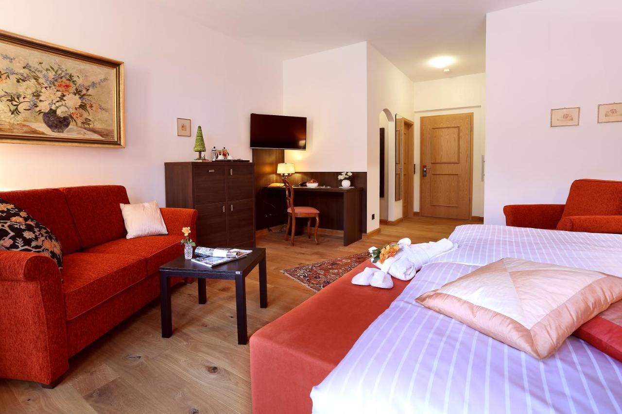 Hotel Garni Schloss Schoenberg Bad Brambach Luaran gambar